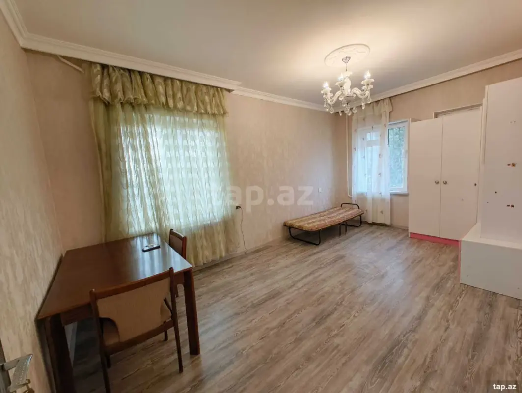 Satılır 1 otaqlı mənzil 40 m²