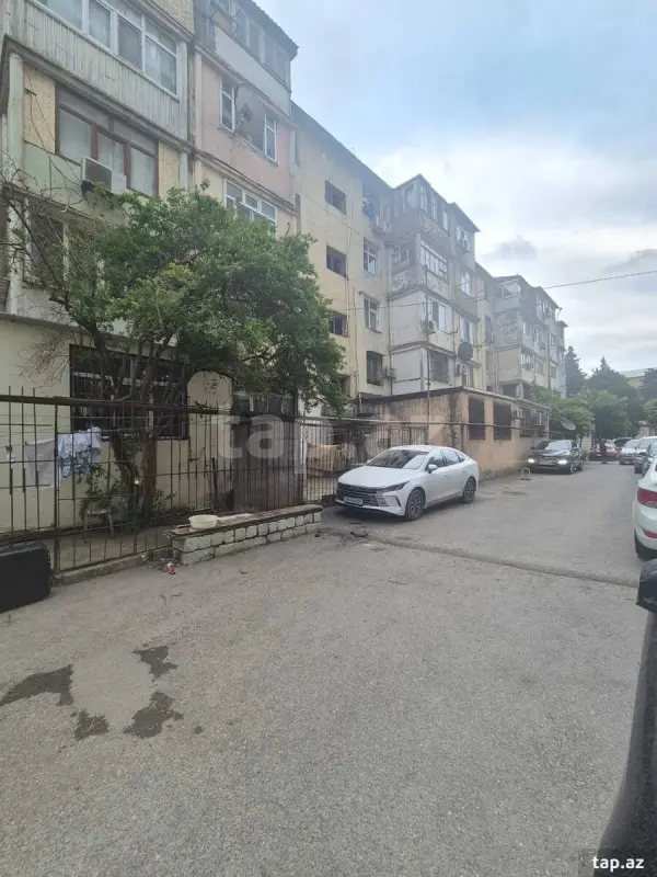 Satılır 3 otaqlı mənzil 65 m²