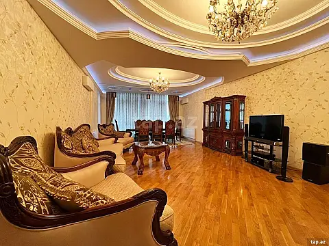 Kirayə verilir 4 otaqlı yeni tikili 240 m² — Bakı 4 otaq 240.00 m²