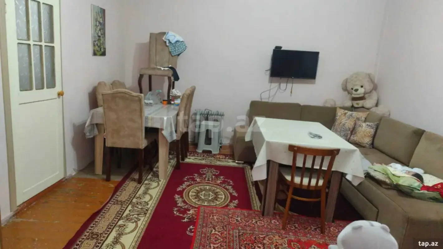 Satılır 2 otaqlı mənzil 45 m²