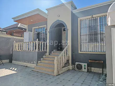 Satılır 4 otaqlı həyət evi 200 m² — Bakı 4 otaq 200.00 m²
