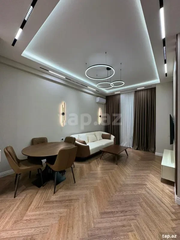 Kirayə verilir 2 otaqlı yeni tikili 73 m²