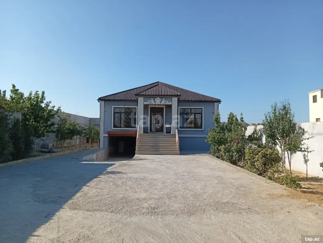 Satılır 4 otaqlı həyət evi 110 m²