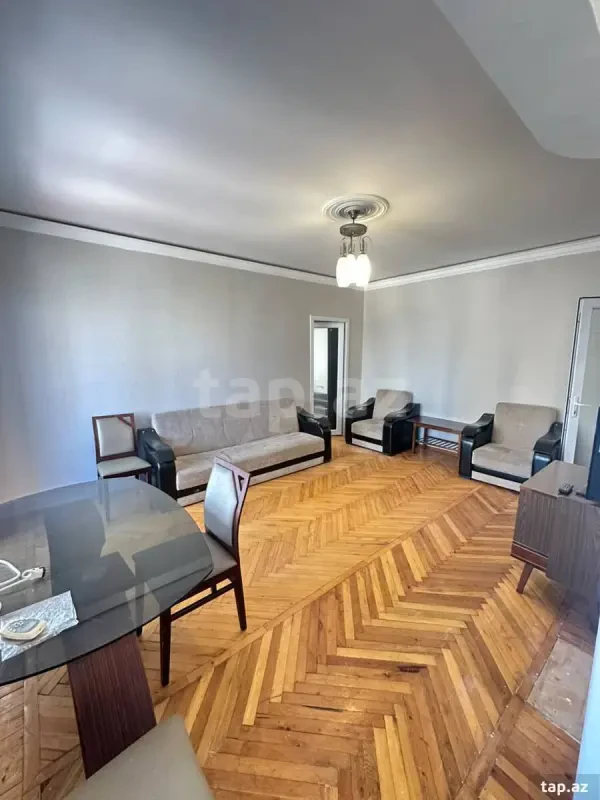 Kirayə verilir 2 otaqlı mənzil 45 m²