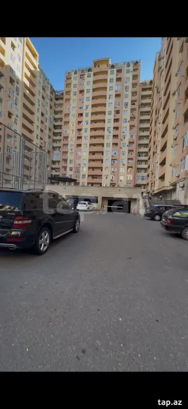 Satılır 3 otaqlı yeni tikili 70 m²