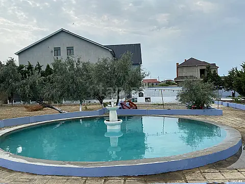 Kirayə verilir 4 otaqlı həyət evi 250 m² — Bakı, Novxanı 4 otaq 250.00 m²
