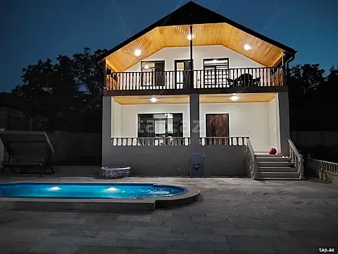 Kirayə verilir 5 otaqlı həyət evi 300 m² — Quba 5 otaq 300.00 m²