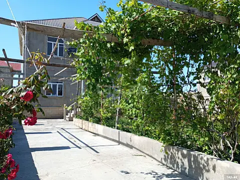 Satılır 2 otaqlı həyət evi 240 m² — Sumqayıt 2 otaq 240.00 m²