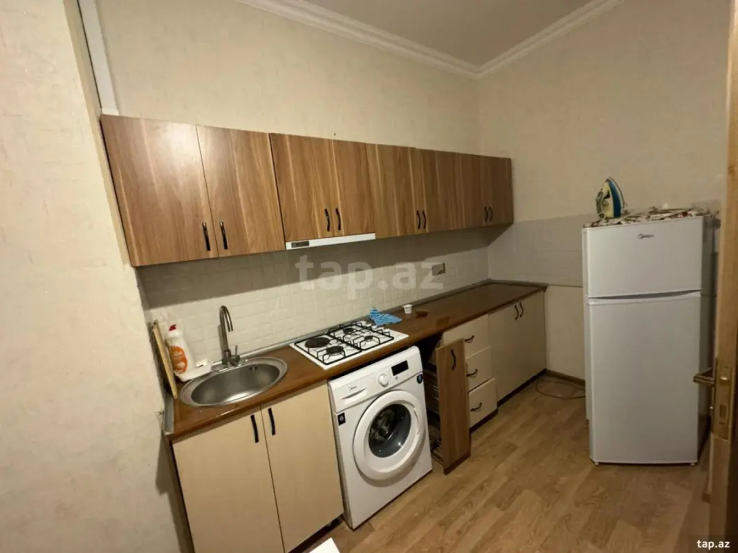 Kirayə verilir 2 otaqlı yeni tikili 70 m²
