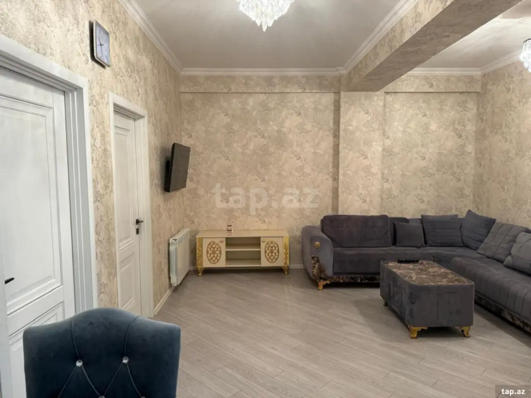 Kirayə verilir 3 otaqlı yeni tikili 100 m²