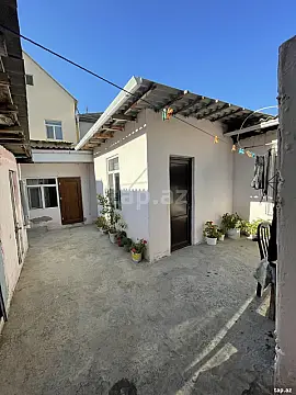 Satılır 4 otaqlı həyət evi 140 m² — Bakı 4 otaq 140.00 m²