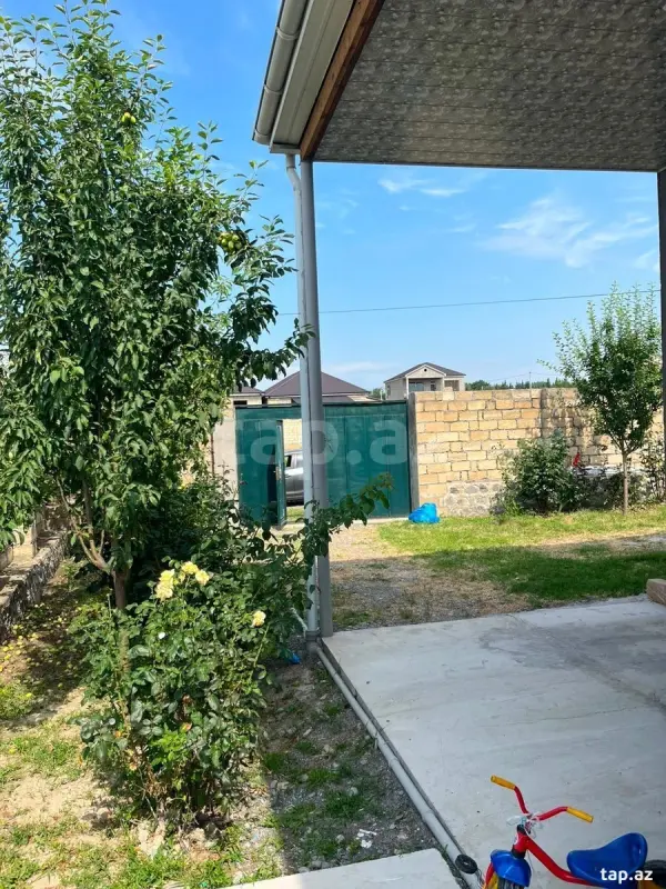 Satılır 3 otaqlı həyət evi 98 m²