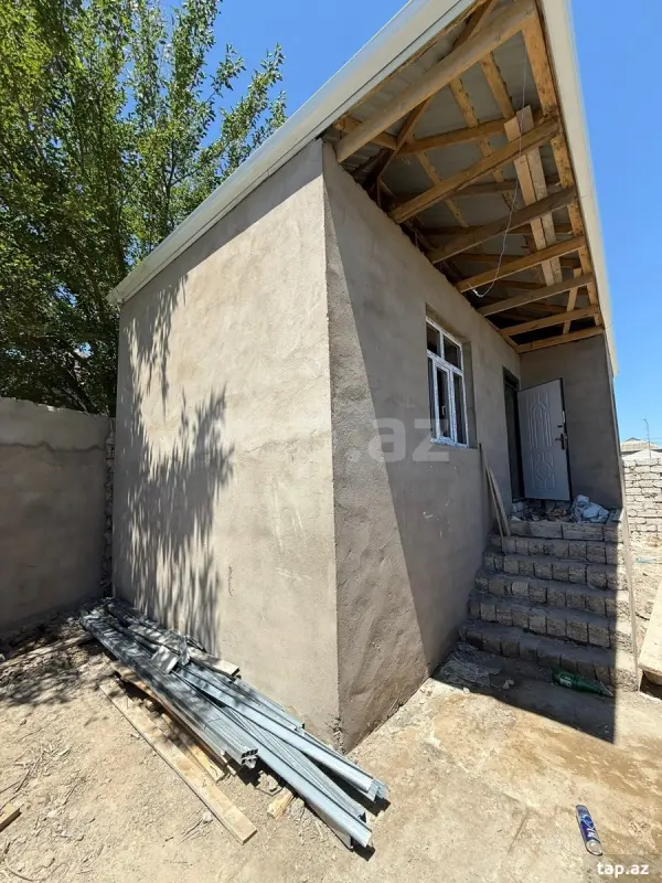 Satılır 2 otaqlı həyət evi 55 m²