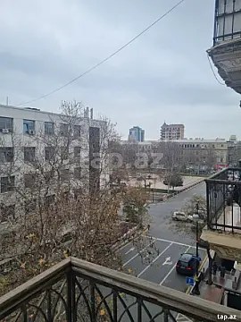 Kirayə verilir 2 otaqlı yeni tikili 70 m² — Bakı 2 otaq 70.00 m²