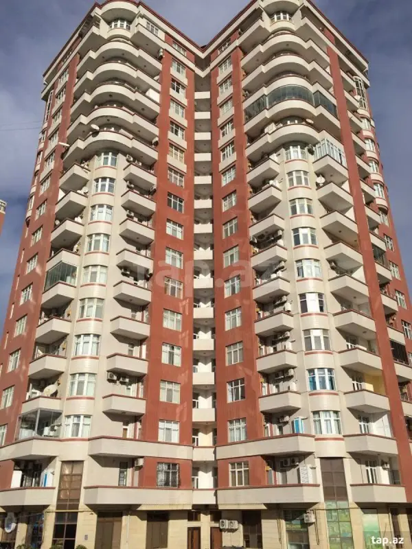 Kirayə verilir 3 otaqlı yeni tikili 125 m²
