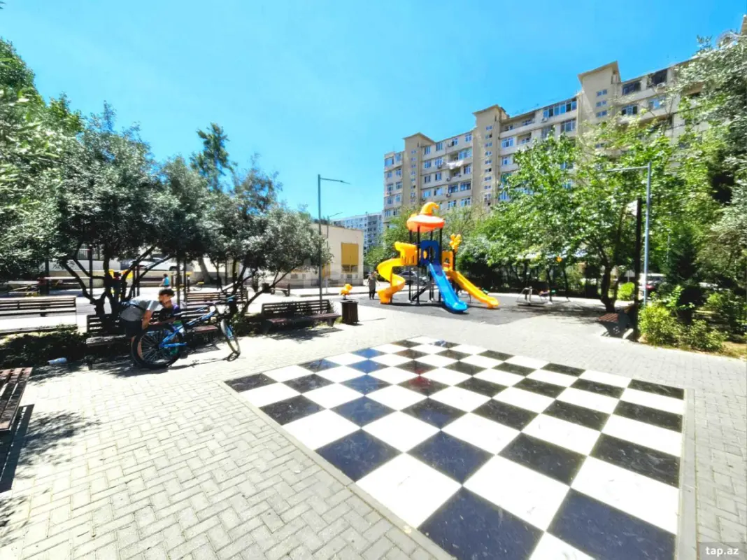 Satılır 2 otaqlı mənzil 43 m²
