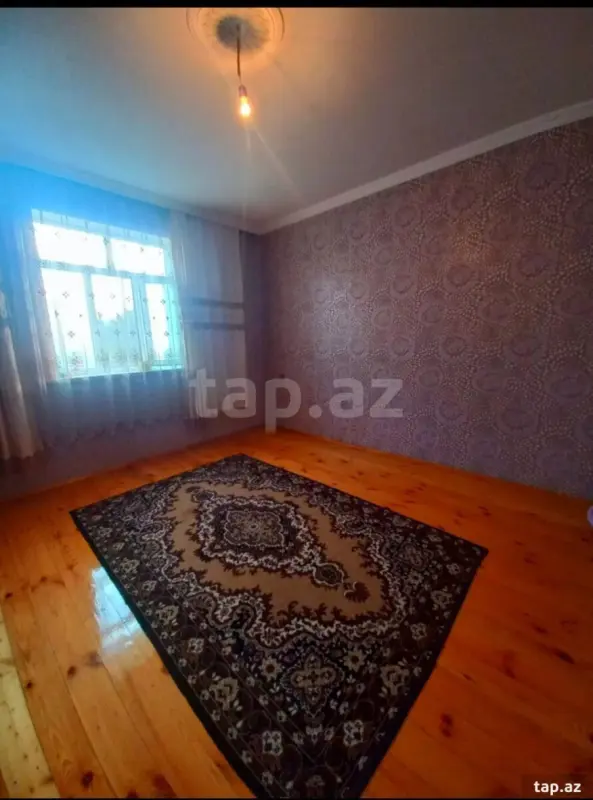 Satılır 4 otaqlı həyət evi 127 m²