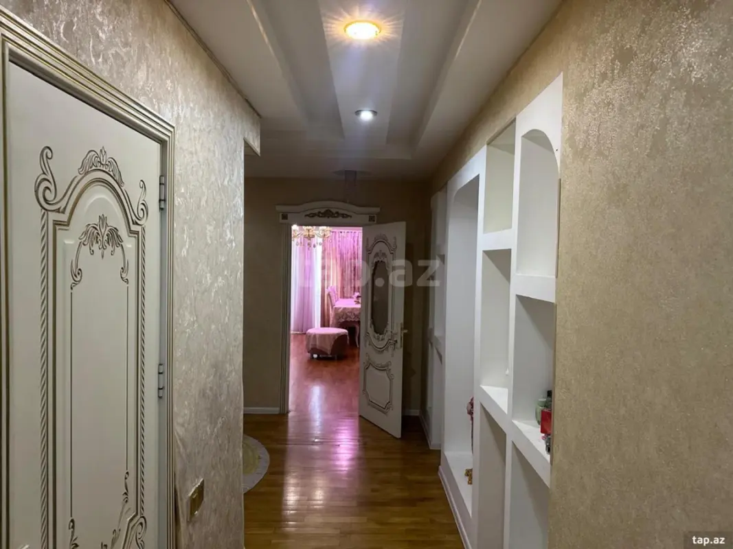 Satılır 3 otaqlı yeni tikili 115 m²