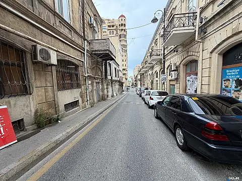 Satılır obyekt — Bakı, İçərişəhər