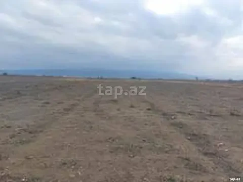 Satılır torpaq sahəsi — Bakı