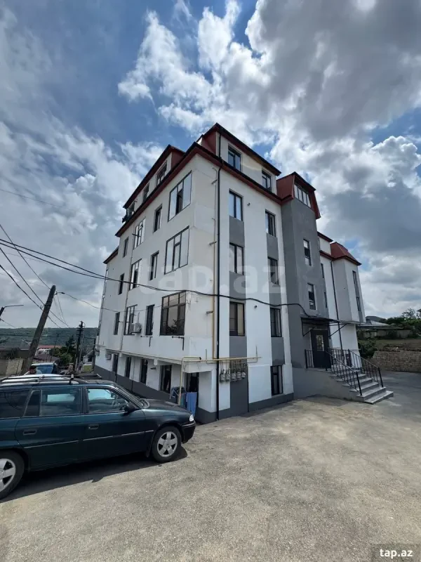 Satılır 1 otaqlı yeni tikili 44 m²