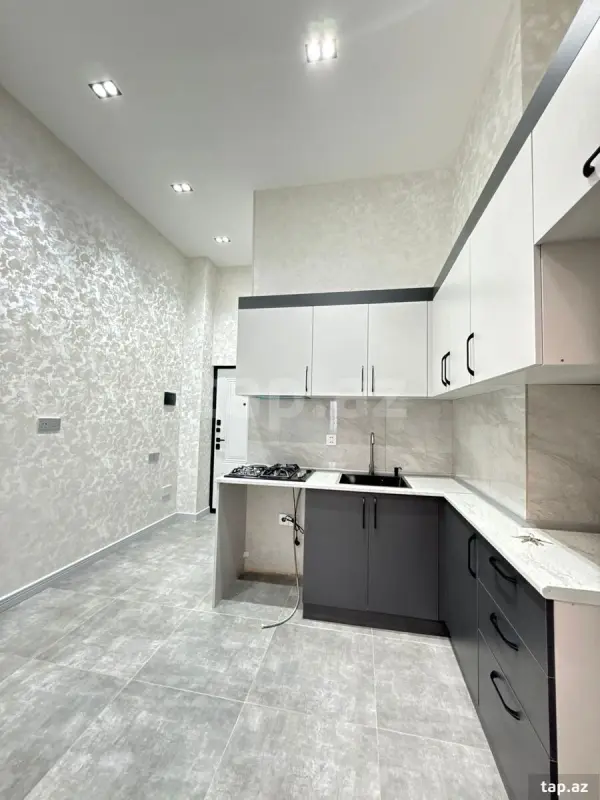Satılır 1 otaqlı yeni tikili 28 m²
