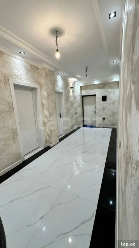 Satılır 3 otaqlı yeni tikili 85 m²