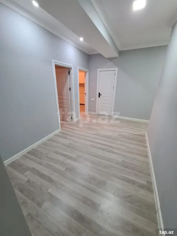 Kirayə verilir 3 otaqlı yeni tikili 75 m²