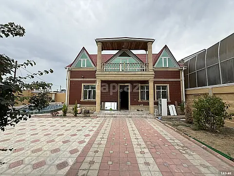 Satılır 4 otaqlı həyət evi 400 m² — Bakı 4 otaq 400.00 m²