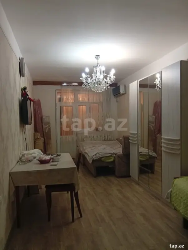 Satılır 1 otaqlı mənzil 40 m²