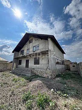 Satılır 6 otaqlı həyət evi 200 m² — Qusar 6 otaq 200.00 m²