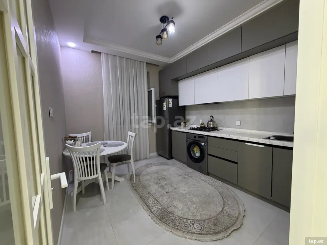 Satılır 4 otaqlı həyət evi 160 m²