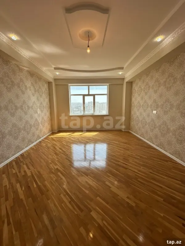 Satılır 3 otaqlı yeni tikili 114 m²