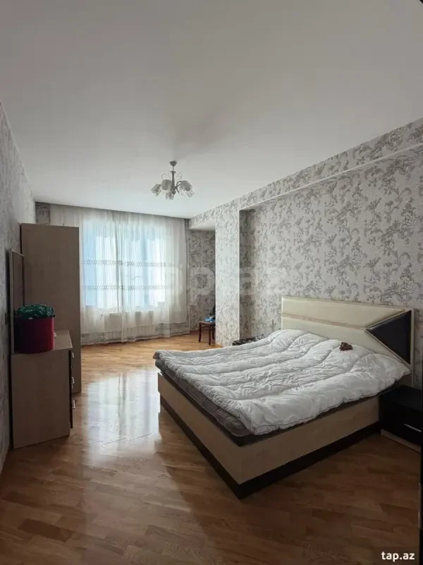 Kirayə verilir 2 otaqlı yeni tikili 85 m²