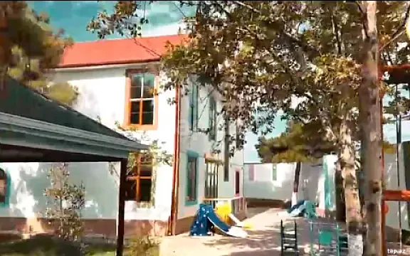 Satılır 11 otaqlı həyət evi 450 m² — Bakı 11 otaq 450.00 m²