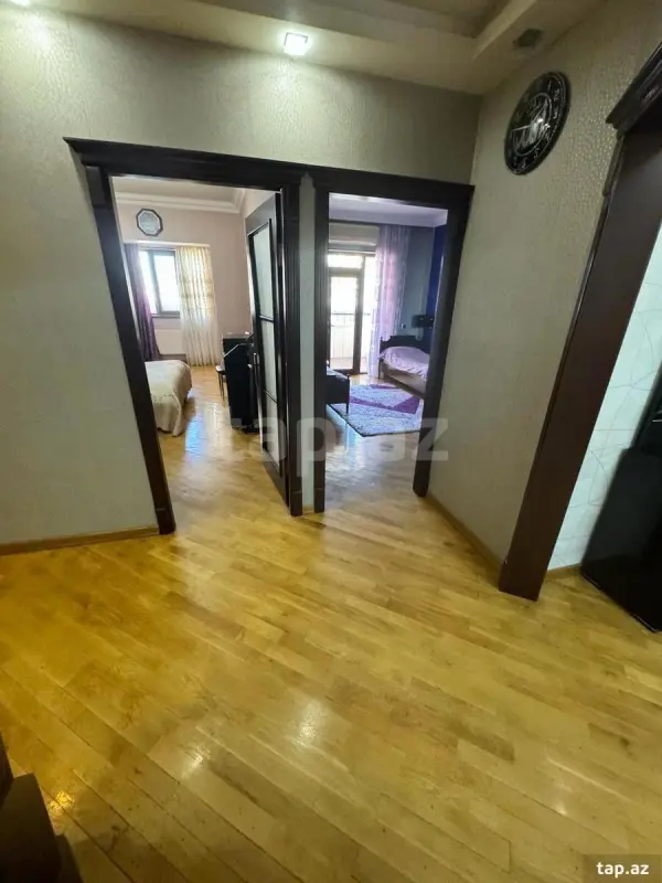 Kirayə verilir 3 otaqlı yeni tikili 100 m²