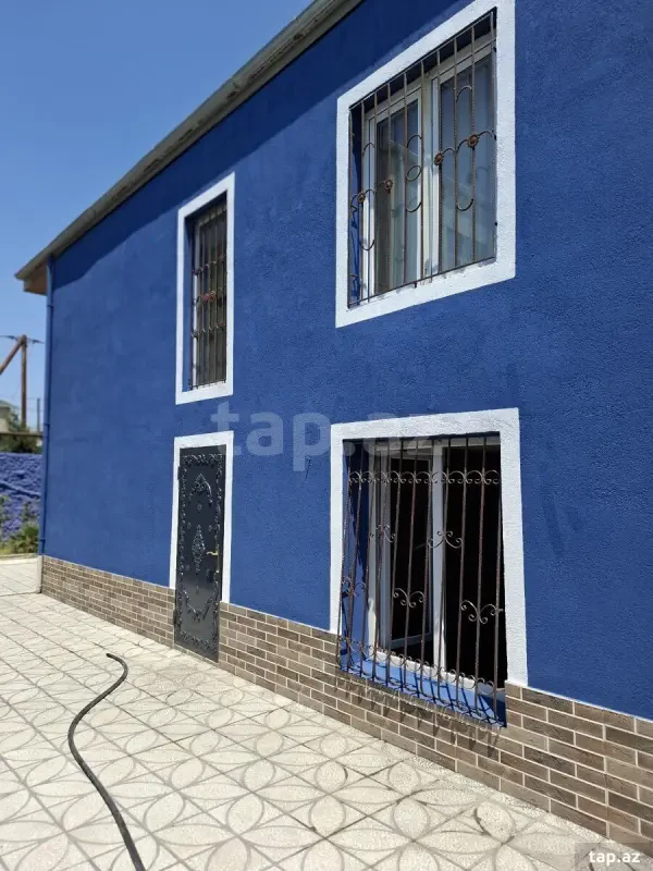 Satılır 7 otaqlı həyət evi 160 m²