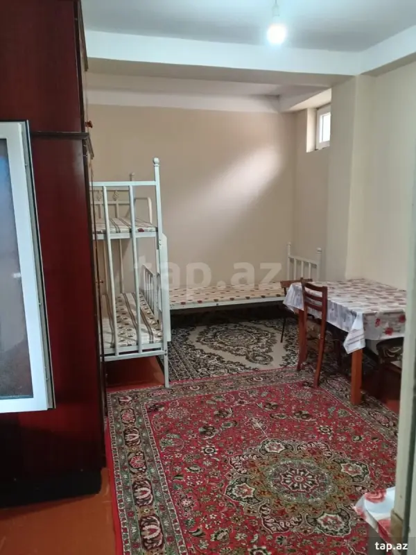 Kirayə verilir 1 otaqlı həyət evi 30 m²