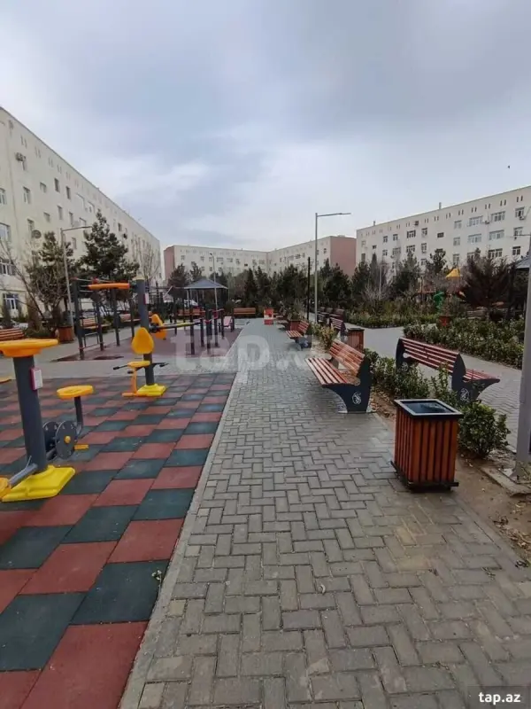 Kirayə verilir 3 otaqlı mənzil 74 m²