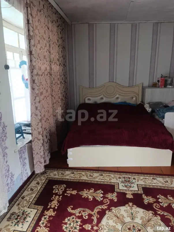 Satılır 6 otaqlı həyət evi 100 m²