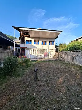 Satılır 3 otaqlı həyət evi 100 m² — Şəki 3 otaq 100.00 m²