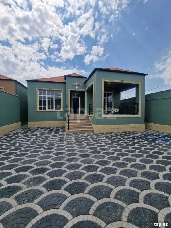 Satılır 4 otaqlı həyət evi 124 m²