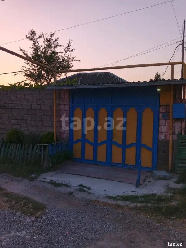 Satılır 3 otaqlı həyət evi 68 m²