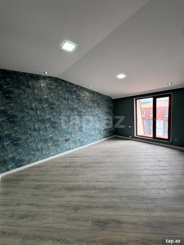 Satılır 2 otaqlı yeni tikili 64 m²