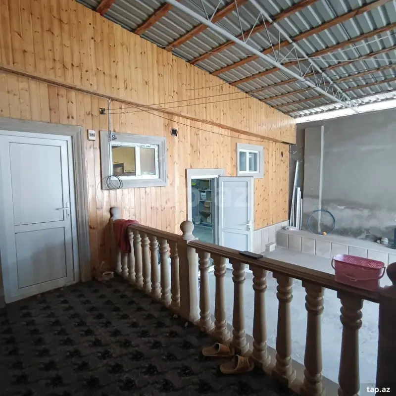Satılır 4 otaqlı həyət evi 120 m²