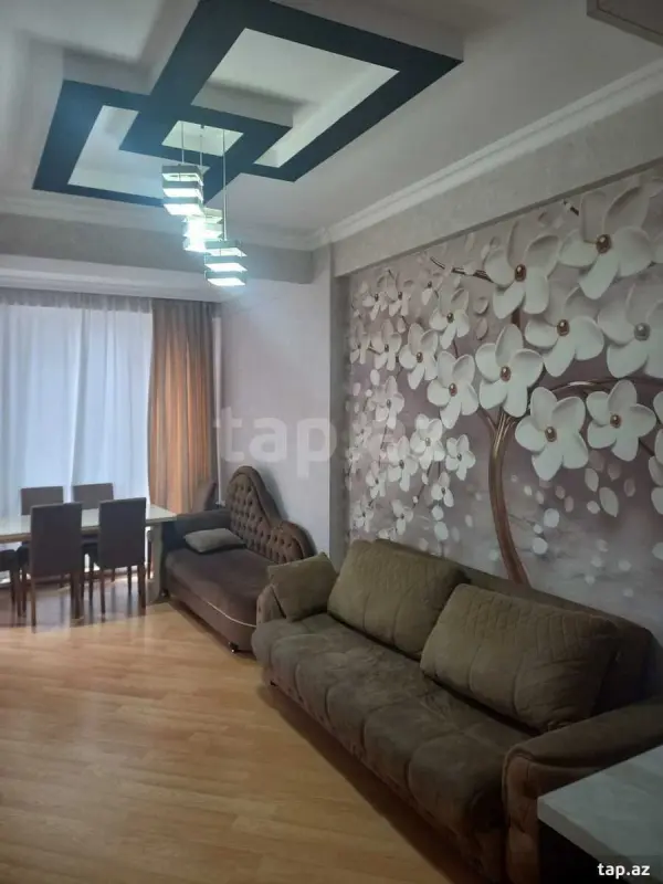 Kirayə verilir 2 otaqlı yeni tikili 70 m²