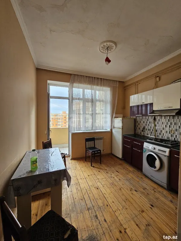 Satılır 1 otaqlı yeni tikili 42.3 m²