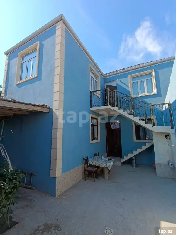 Satılır 5 otaqlı həyət evi 150 m²