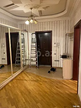 Kirayə verilir 3 otaqlı yeni tikili 135 m² — Bakı 3 otaq 135.00 m²
