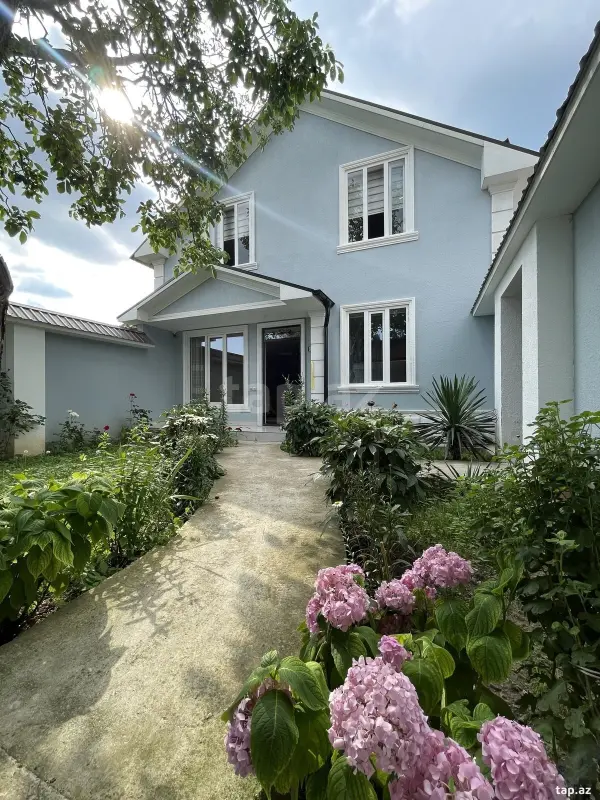 Kirayə verilir 4 otaqlı həyət evi 100 m²